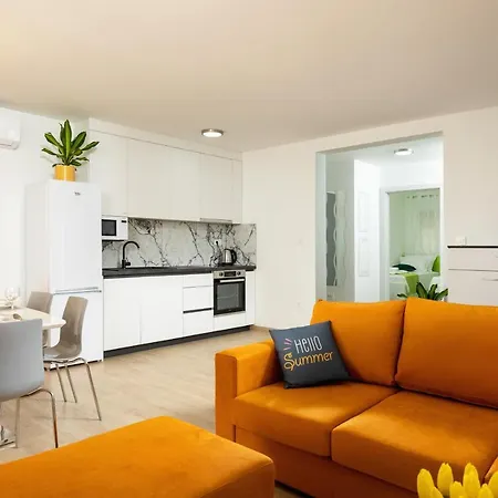 Apartment Oliva Apartments: Family-friendly With Sea View And Pool *