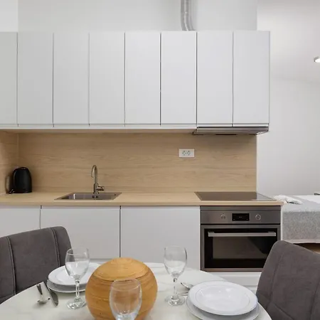 Apartment Oliva Apartments: Family-friendly With Sea View And Pool