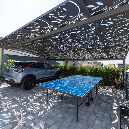 Apartment Oliva Apartments: Family-friendly With Sea View And Pool