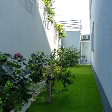 Apartment Oliva Apartments: Family-friendly With Sea View And Pool *