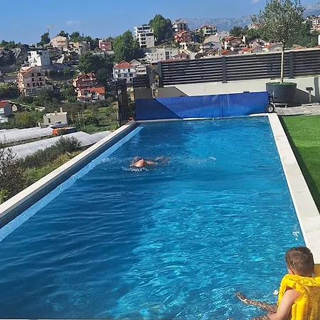 Apartment Oliva Apartments: Family-friendly With Sea View And Pool