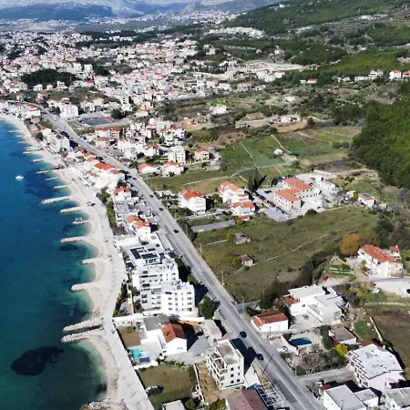 Apartment Oliva Apartments: Family-friendly With Sea View And Pool Podstrana